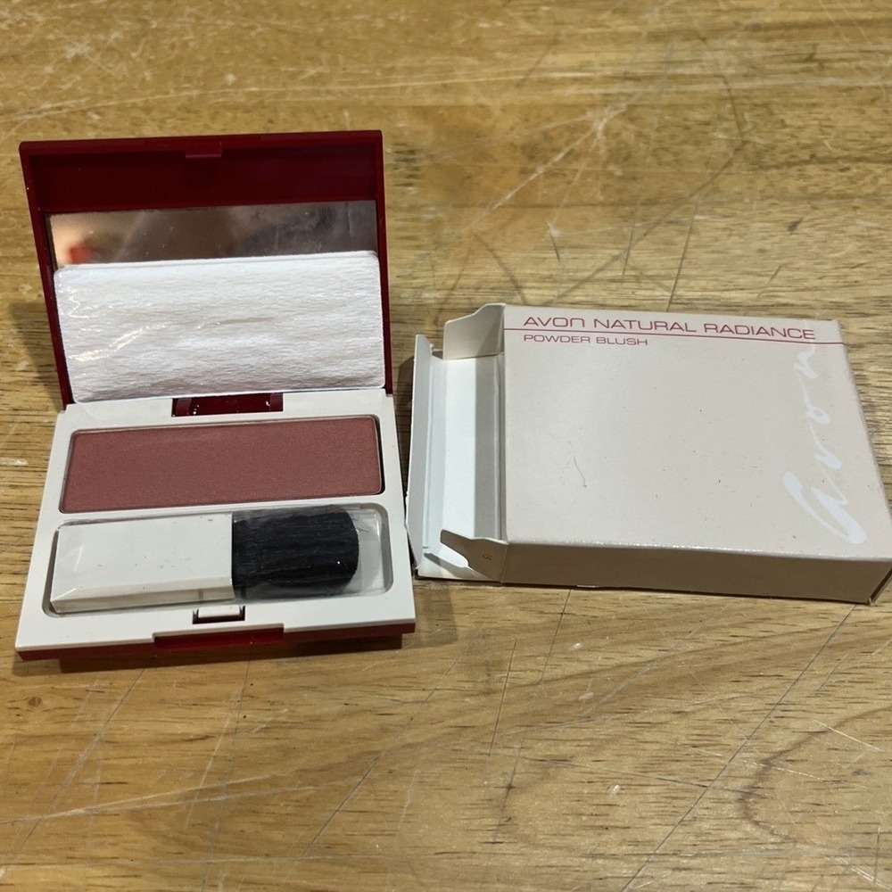 Avon Natural Radiance Powder Blush .23 Oz Cashmere Rose Vintage 1988 New In Box